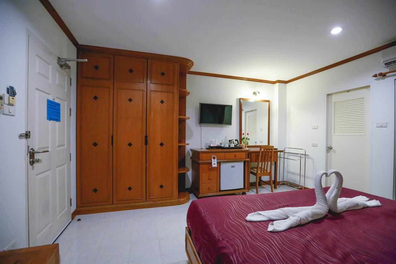 Hua Hin White Villa Hotel - Sha Certified Экстерьер фото